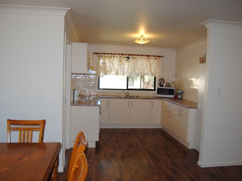 4 Burnett Street, Delungra NSW 2403