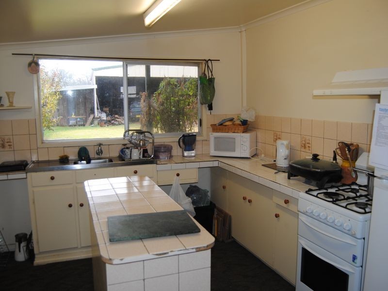 2773 Thunderbolts Way, Inverell NSW 2360