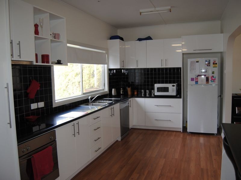 85 Rose Street, Inverell NSW 2360