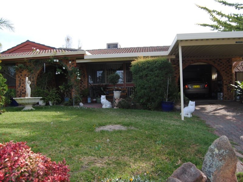 6 Miles Street, Inverell NSW 2360