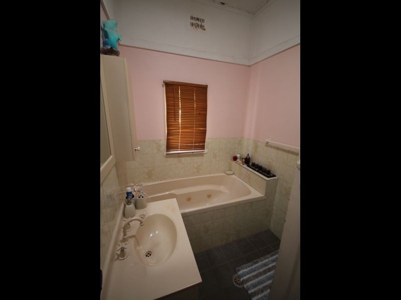 129 Brae Street, Inverell NSW 2360