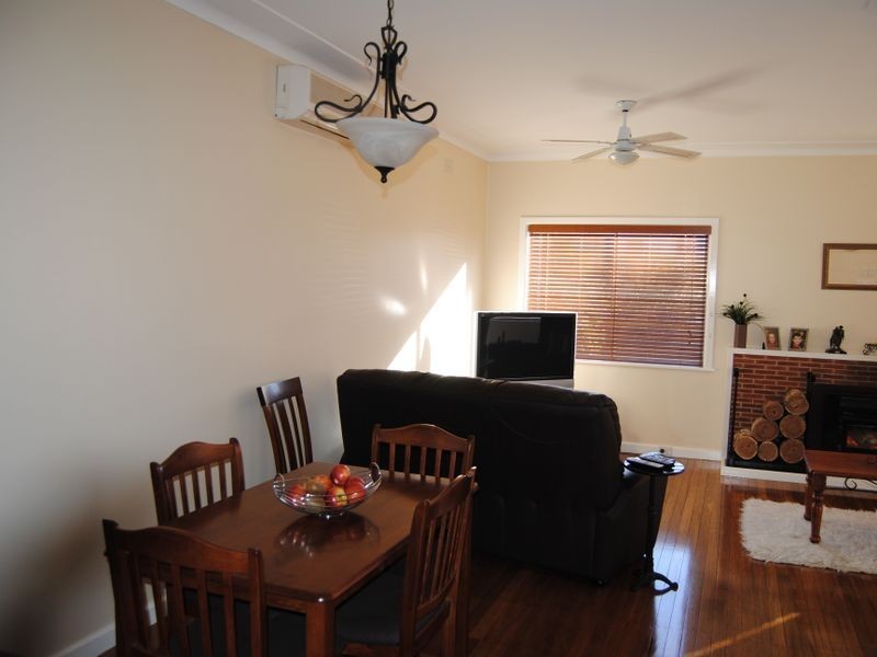 2 High Street, Inverell NSW 2360