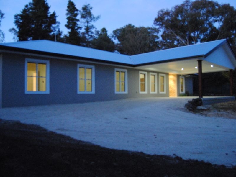 19 McIvor Street, Inverell NSW 2360