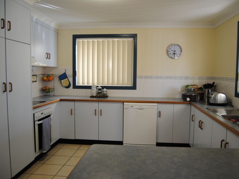 18 Deodara Drive, Inverell NSW 2360