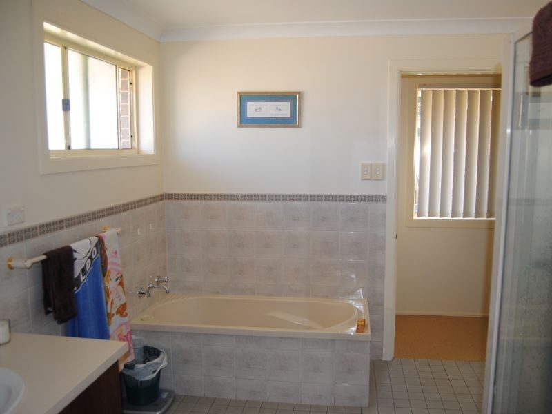 18 Deodara Drive, Inverell NSW 2360
