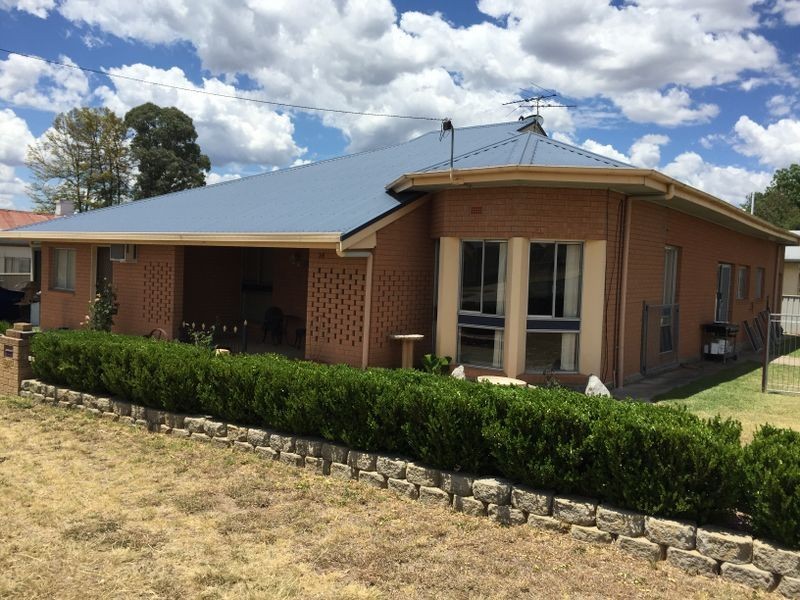 24 Andrew Street, Inverell NSW 2360