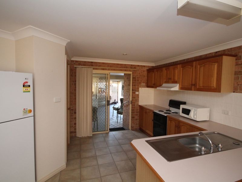 4/55 Granville Street, Inverell NSW 2360