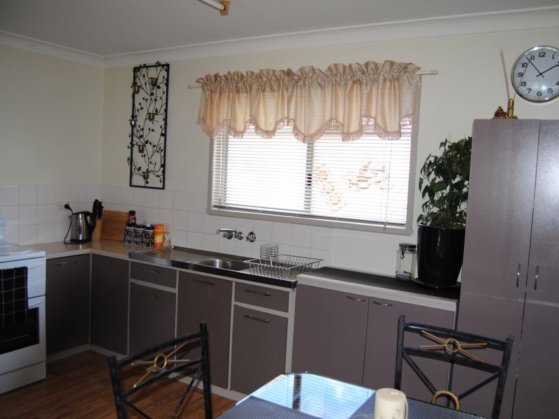 18 Wood Street, Gilgai NSW 2360