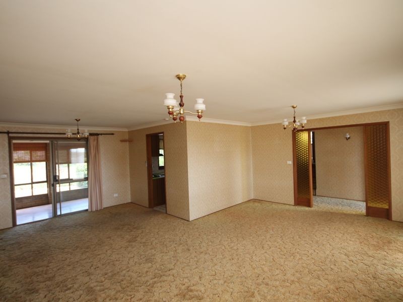 45 Froude Street, Inverell NSW 2360