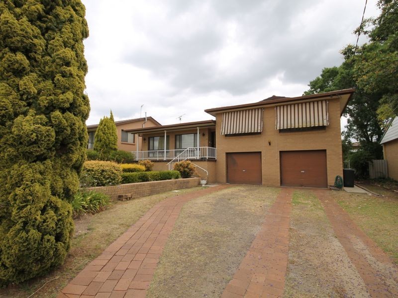 45 Froude Street, Inverell NSW 2360