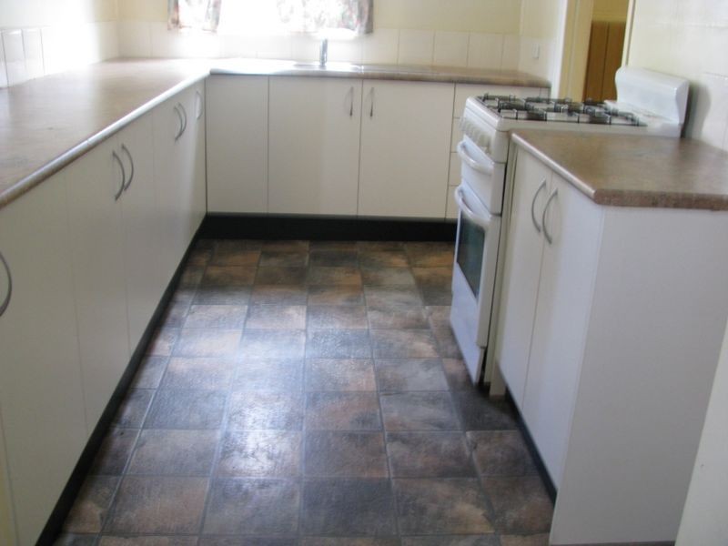 99 George Street, Inverell NSW 2360