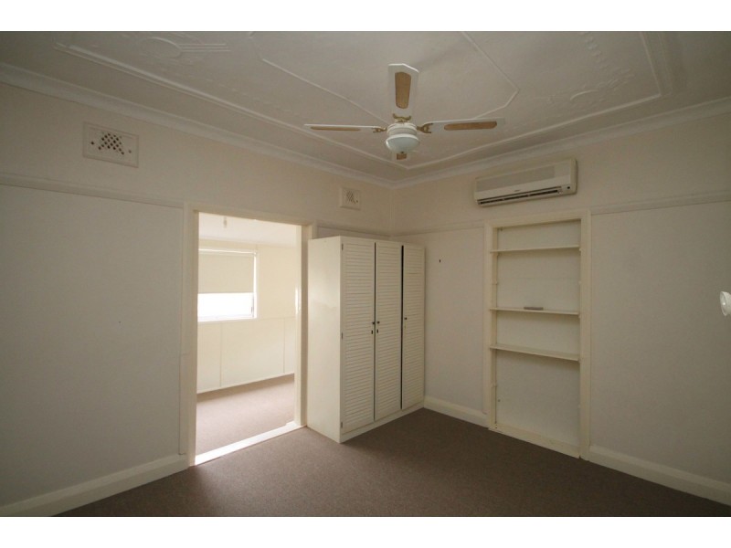 51 George Street, Inverell NSW 2360