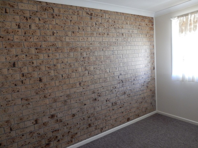 2/63 Ross Street, Inverell NSW 2360