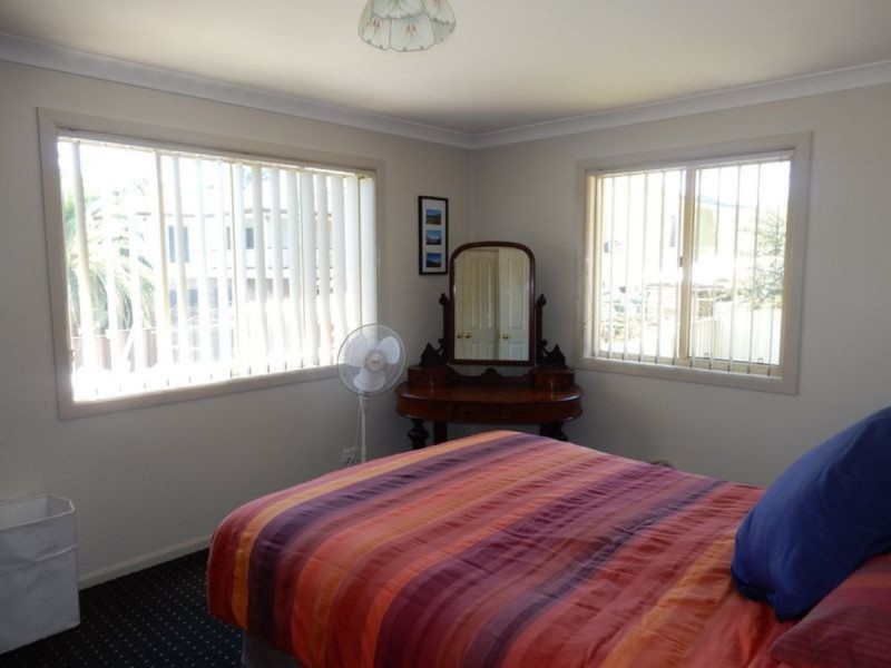 37A Queens Terrace, Inverell NSW 2360