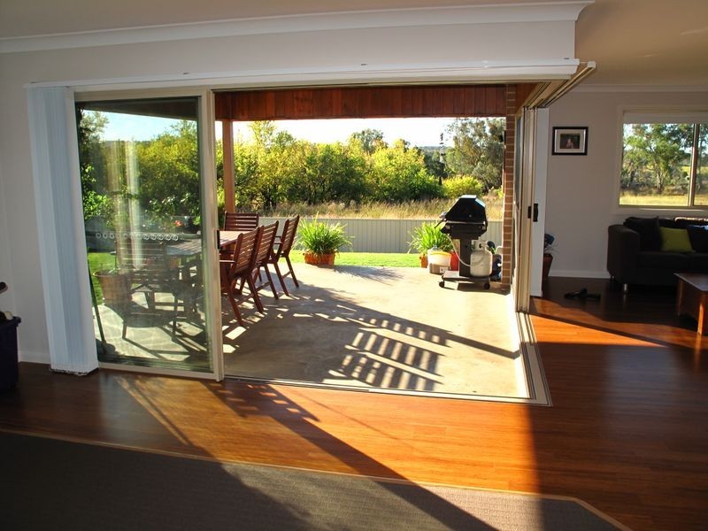 15 Sunnyside Place, Inverell NSW 2360