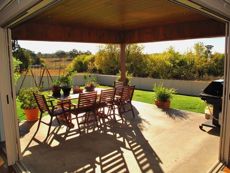 15 Sunnyside Place, Inverell NSW 2360