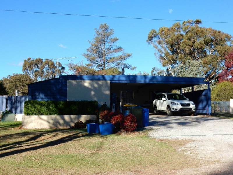 46 Marsh Street, Gilgai NSW 2360