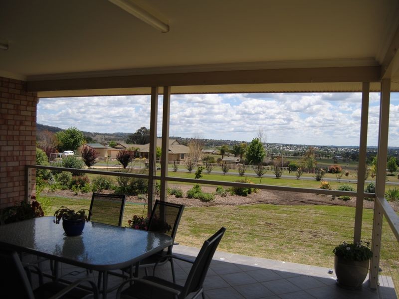 19 Defraines Lane, Inverell NSW 2360