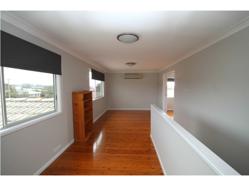 18 Lauder Street, Inverell NSW 2360