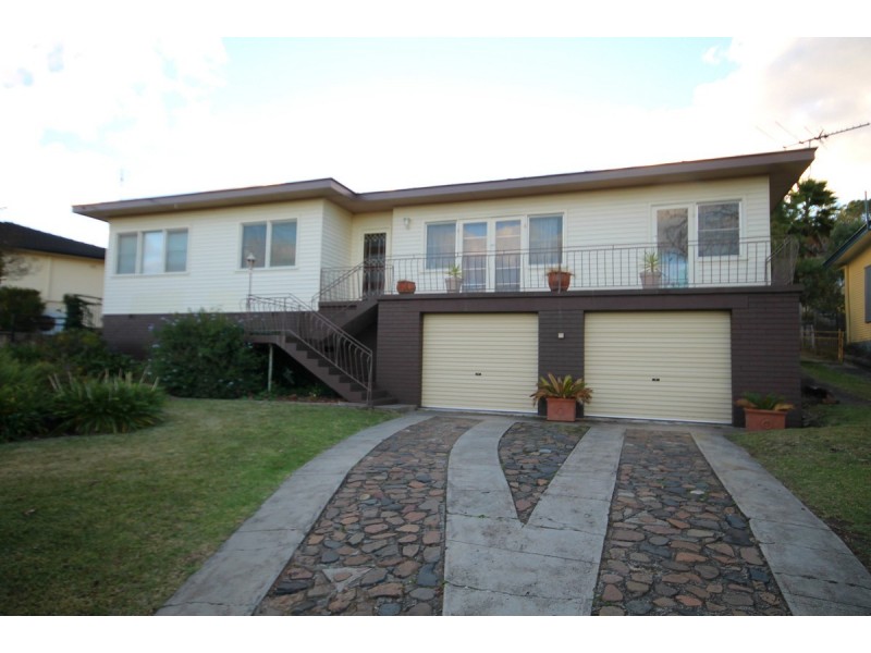 35 Gordon Street, Inverell NSW 2360