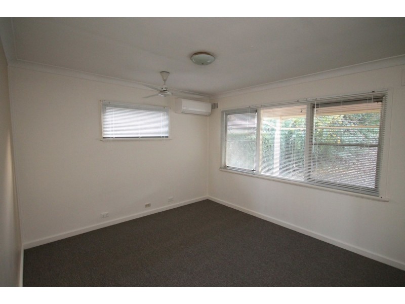 35 Gordon Street, Inverell NSW 2360