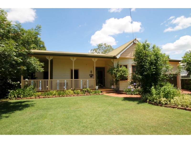 60 Brae Street, Inverell NSW 2360