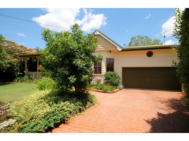 60 Brae Street, Inverell NSW 2360