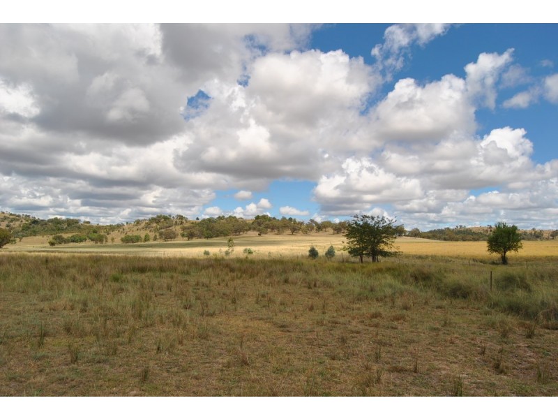 Onus Road, Inverell NSW 2360