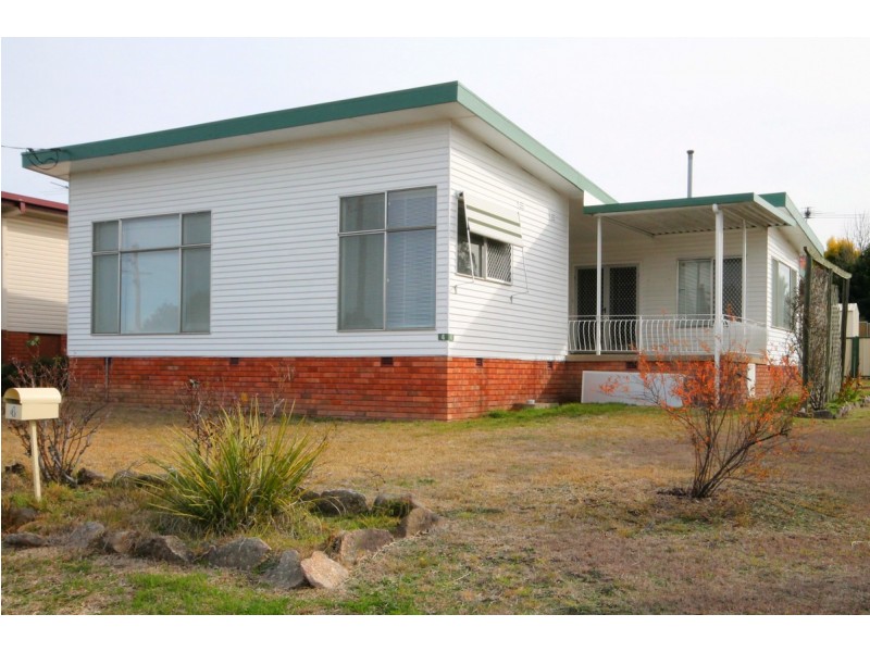 4 Bertha Street, Inverell NSW 2360