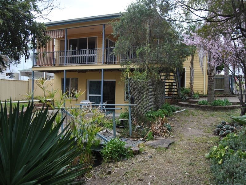 4 Anderson Street, Inverell NSW 2360