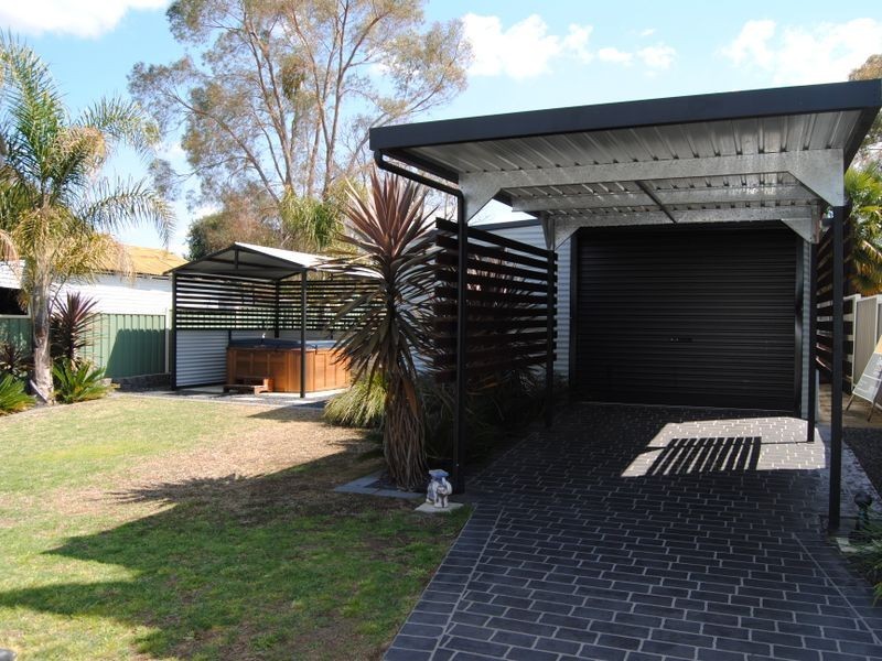 16 Swan Street, Inverell NSW 2360