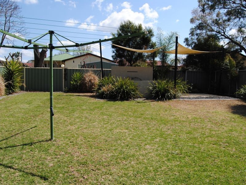 16 Swan Street, Inverell NSW 2360