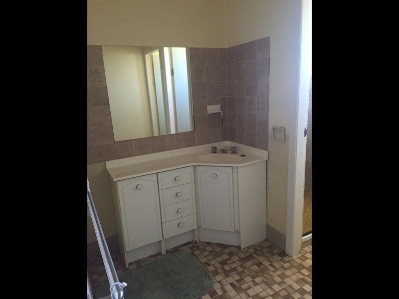 96 Moore Street, Inverell NSW 2360