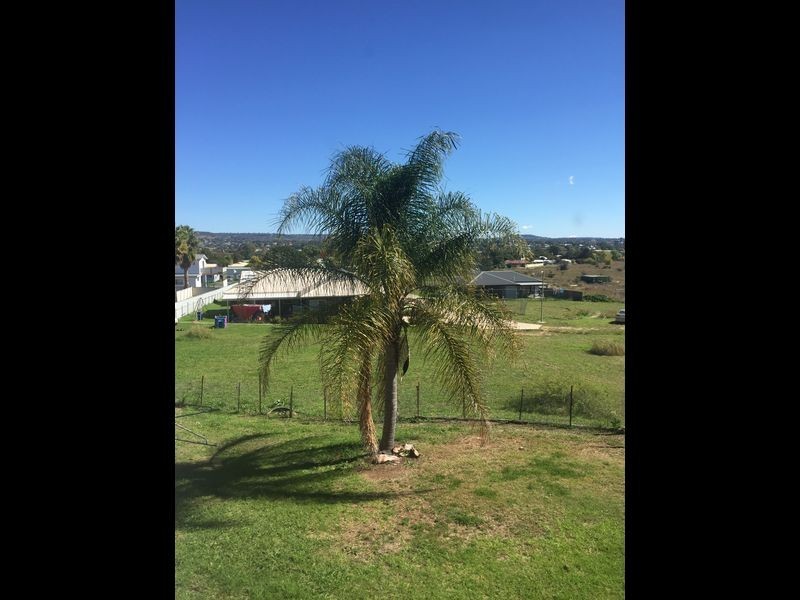 96 Moore Street, Inverell NSW 2360