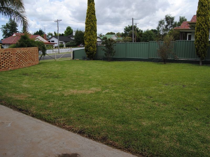 12 Brae Street, Inverell NSW 2360