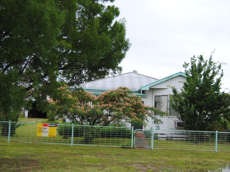 39 Chester Street, Inverell NSW 2360