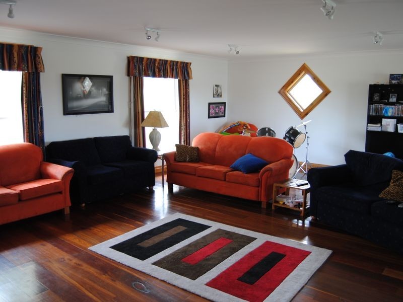 27 Hampton Court, Inverell NSW 2360