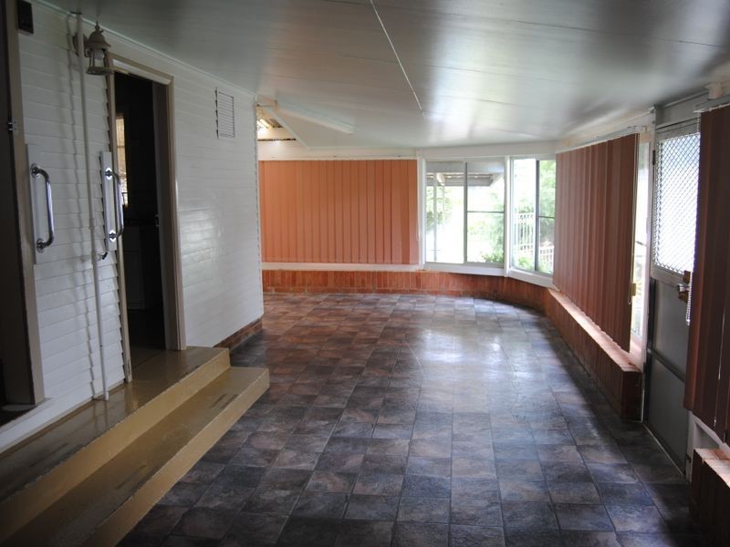 7 May Street, Inverell NSW 2360
