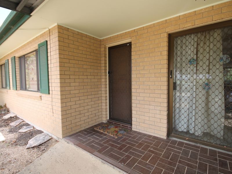 8 Jacaranda Crescent, Inverell NSW 2360