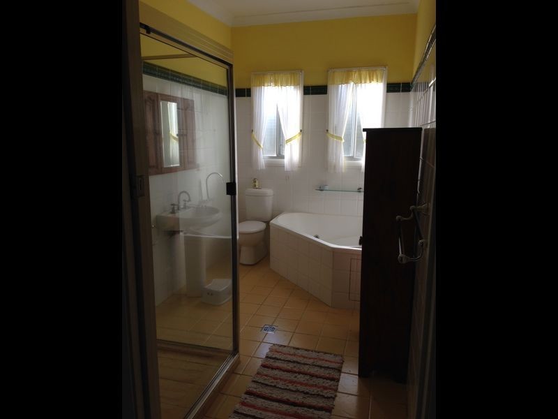 39 Clive Street, Inverell NSW 2360