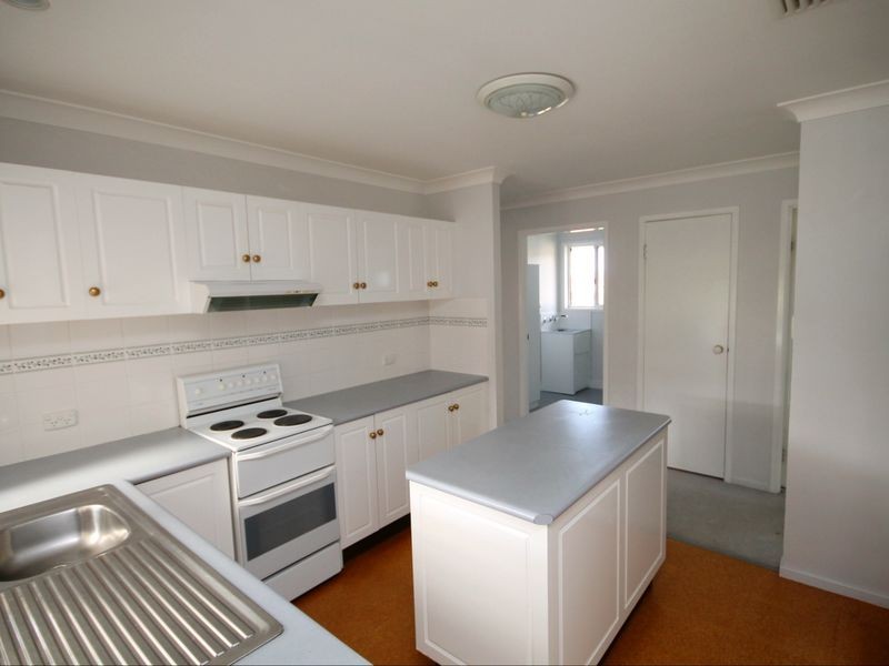 54 Lewin Street, Inverell NSW 2360