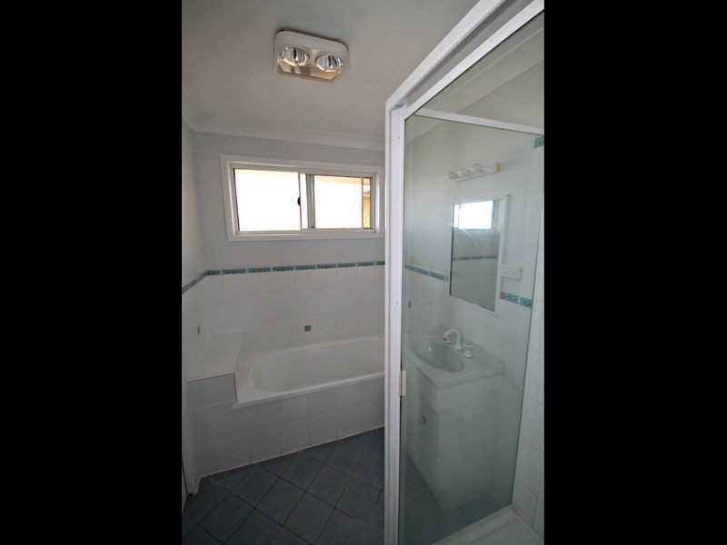 54 Lewin Street, Inverell NSW 2360