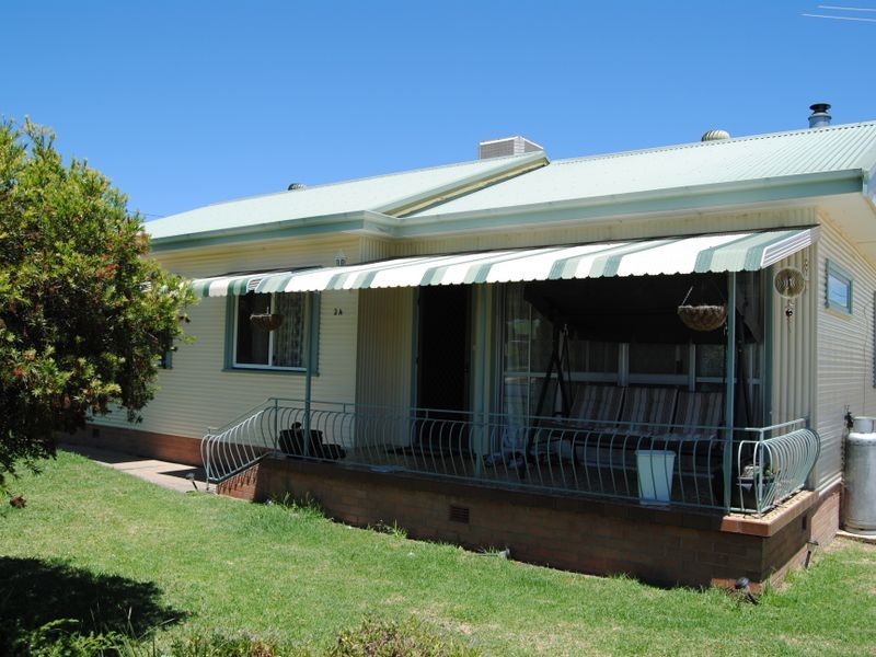 2A Mulligan Street, Inverell NSW 2360