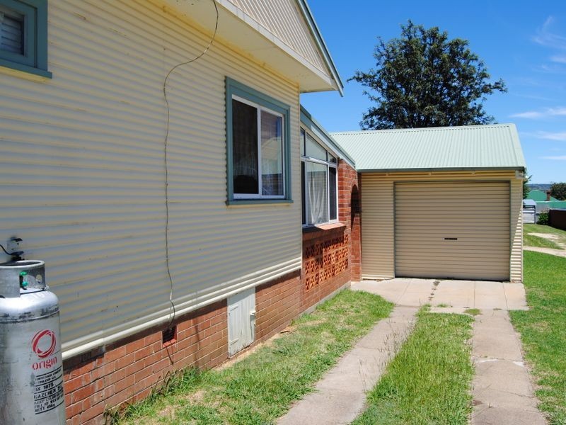 2A Mulligan Street, Inverell NSW 2360