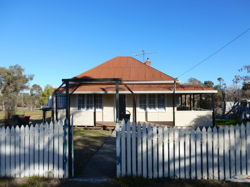8 Baker Street, Bundarra NSW 2359