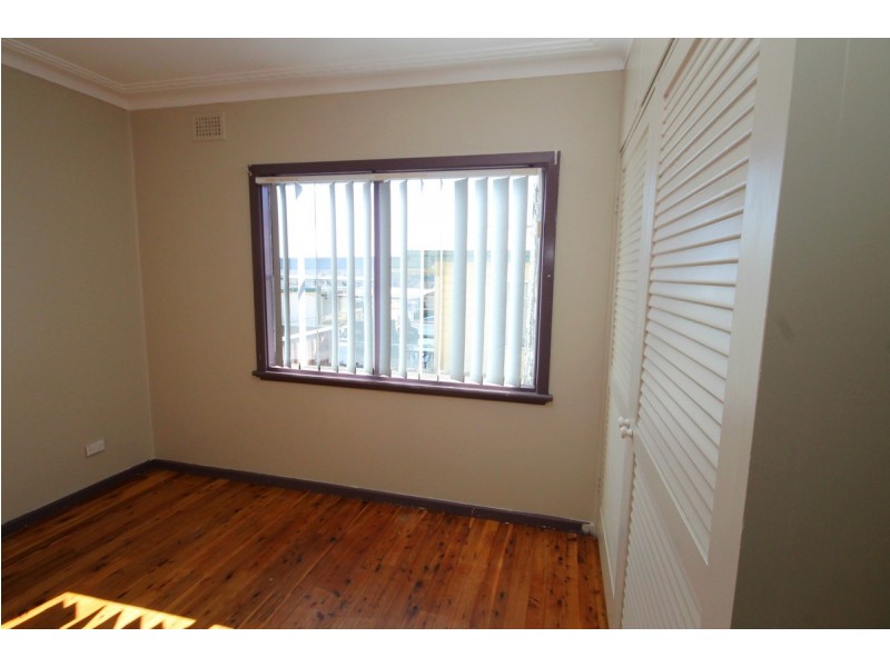 76 Moore Street, Inverell NSW 2360