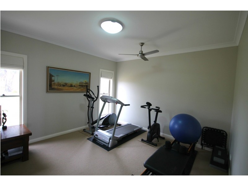 20 Bullamungee Close, Inverell NSW 2360
