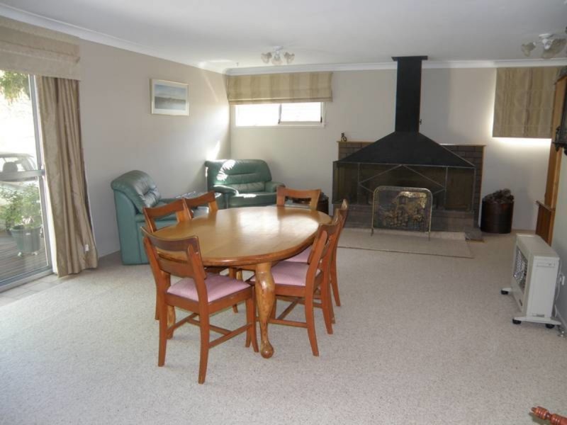 28 Auburn Vale Road, Inverell NSW 2360