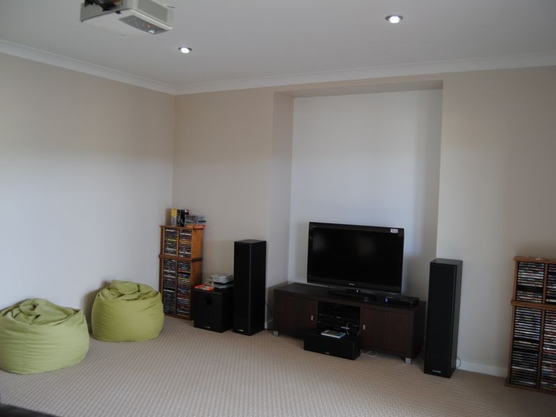 16 Sunnyside Place, Inverell NSW 2360