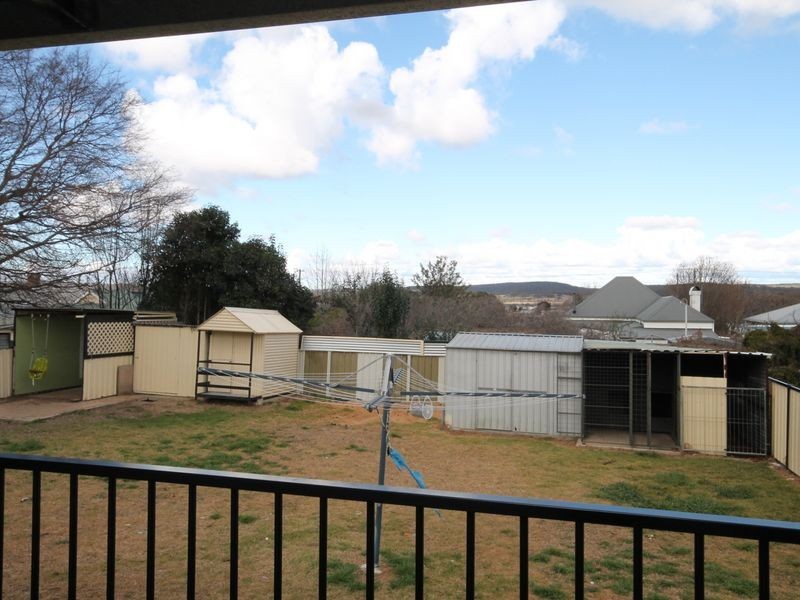10 Lang Street, Inverell NSW 2360